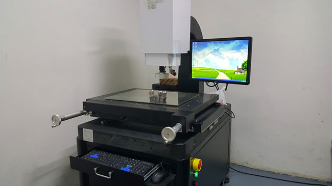 二次元測量儀.jpg 二次元測量儀.jpg