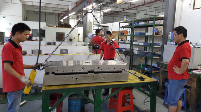 鴻凱運塑膠模具廠.jpg 鴻凱運塑膠模具廠.jpg