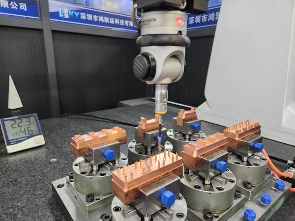 精密模具加工-3坐標(biāo)測量.jpg