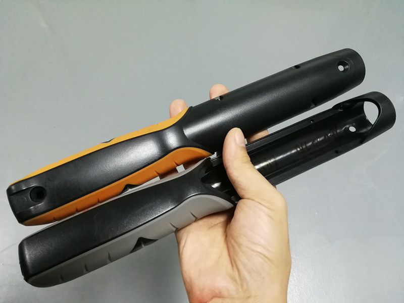 鴻凱運(yùn)包膠模具技術(shù)解溫州客戶燃眉之急 鴻凱運(yùn)包膠模具技術(shù)解溫州客戶燃眉之急